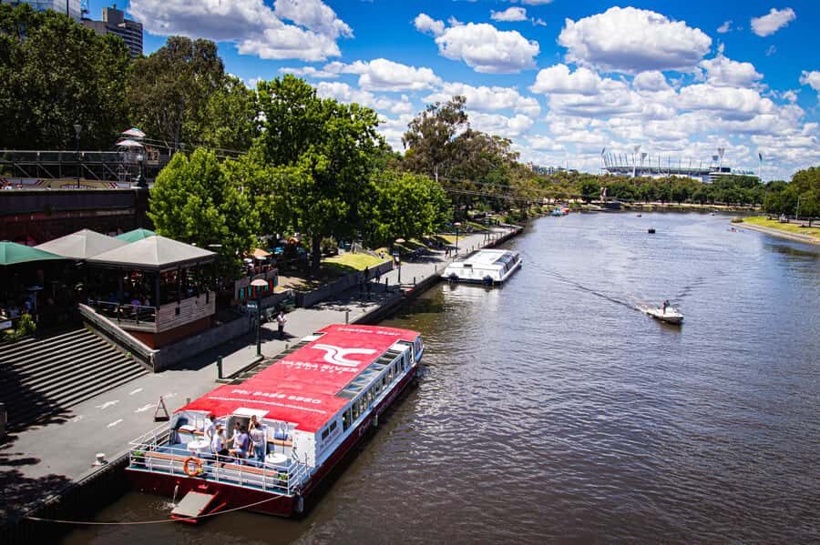 Melbourne: Yarra River Sightseeing Cruise - A 1-hour Yarra cruise that hits the big sights