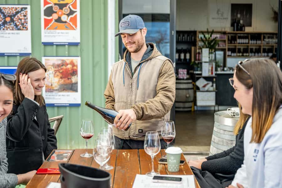 Melbourne: Yarra Valley Wine, Cider, Gin, Beer, & Choc Tour - Four Pillars and the big swaps: gin flight, wine alternative, beer, or non-alcohol