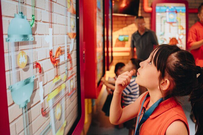 MONOPOLY DREAMS Melbourne General Admission Ticket - Photo Spots and Photobooth Tokens: Turn the Theme into Souvenirs