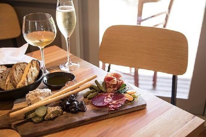 Mornington Peninsula Luxury Lunch, Wine Tasting & Pt Leo Art Walk - Wine, cheese, and art: the stop-by-stop flow