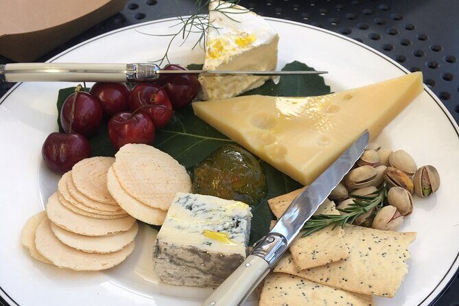 Mornington Peninsula Wine Day Tour - Mornington Peninsula’s wine-country feel, without the driving headache