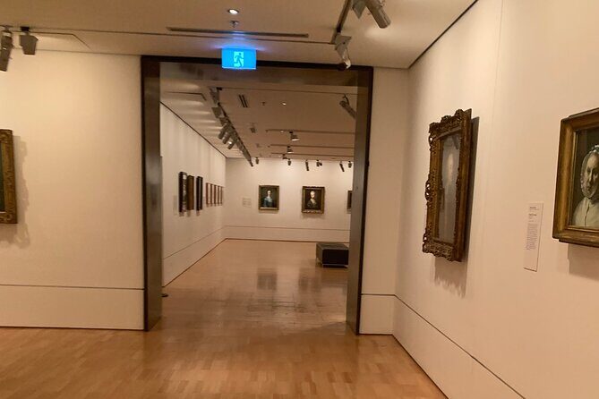 National Gallery of Victoria (NGV) guided tour - The Laminated Checklist: Small Object, Big Payoff