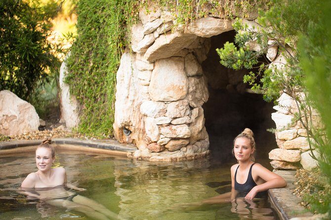Peninsula Hot Springs Day Trip with Bathing Entry from Melbourne - The ride from Melbourne: Regent Theatre pickup and the shuttle comfort factor