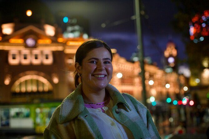 Pose for professional pics while enjoying Melbourne history walk - A history walk with a photographer’s eye