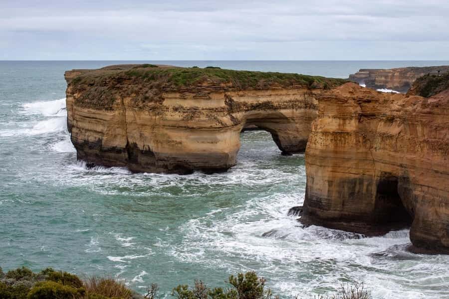 Premium Great Ocean Road Reverse Tour 13Pax Max Hotel PickUP - Gibson Steps, Razorback, and Loch Ard Gorge Beach