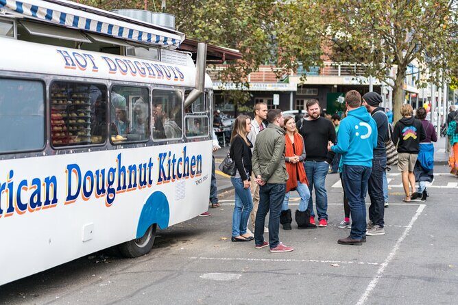 Private Bespoke Melbourne Walking Tour - Expert Local Guide - Royal Botanic Gardens Victoria: a breather by the Yarra