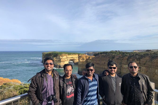 Private Great Ocean Road Local Experience - Apollo Bay Bakery stop: lunch break, ice cream options, and optional AFL football