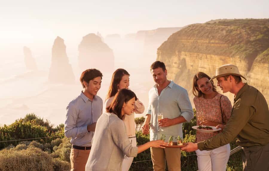 Private Great Ocean Road Tour - Twelve Apostles and Loch Ard Gorge: The Big Finish You Came For