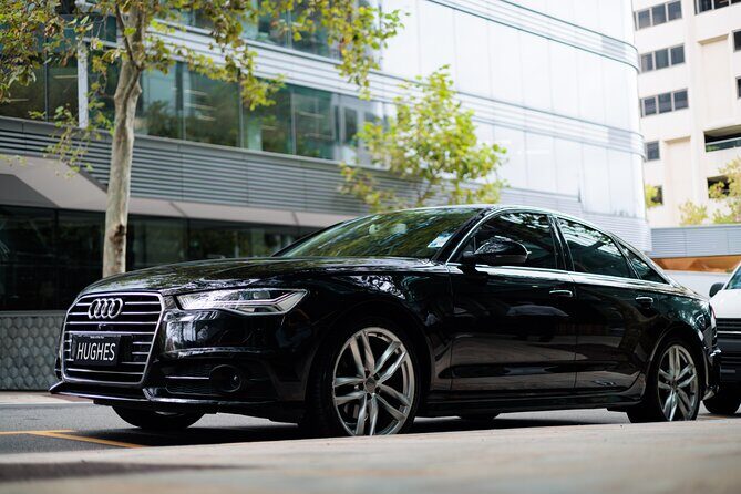 Private Luxury Transfer from Melbourne CBD to Melbourne Airport - Luggage help and why it’s worth caring about