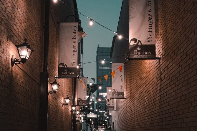 Questo Self-guided Haunted Melbourne Walking Tour - A Self-Guided Ghost Hunt Through Melbourne (No Tour Group Chasing)