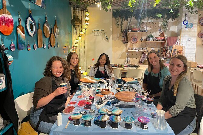 Resin Art Classes Melbourne: Cheeseboards & Coasters - The hands-on flow: from design choices to the final pour