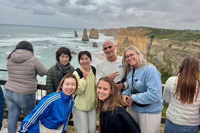 Small group Great Ocean Road Reverse & Wildlife spotting - Anglesea Golf Club: A kangaroo colony stop built for late afternoon