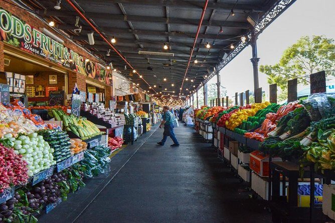 Street Food & Street Art, Backroads & Boroughs - Why the guide matters more than the list of streets