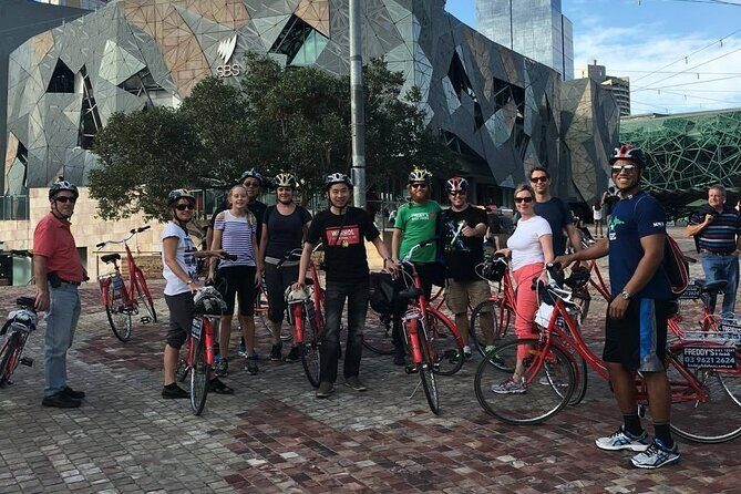 The Best of Melbourne Bike Tour - Chinatown, Hosier Lane, and Fed Square: From Heritage to Street Art