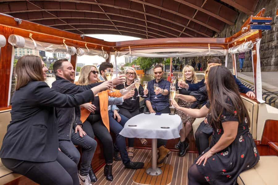 Yarra River: 1.5-Hour Scenic Sunset Public Cruise - The Onboard Guide: Commentary That Can Make or Break the Trip