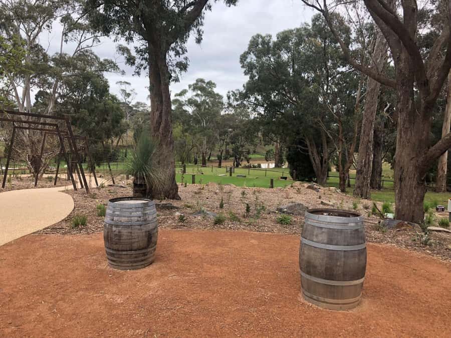 Yarra Valley: Bus Wine Tour with Lunch and a Glass of Wine - Yarra Valley by Bus: comfort, photo stops, and a sensible 8-hour flow