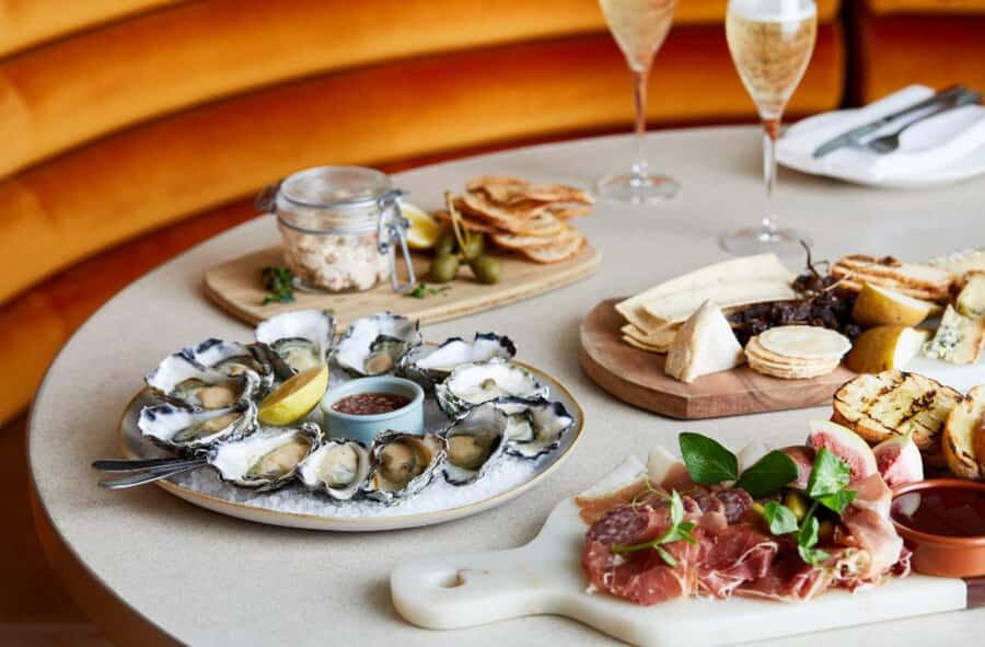 Yarra Valley Foodies Tour with Chandon and Kangaroo Safari! - The kangaroo safari: golden hour in the lower Yarra