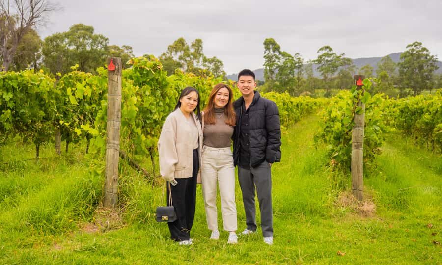 Yarra Valley Full Day Grazing Tour: Gin, Wine, Pizza, Cheese - Stag Lane Farm Distillery: Gin Tasting Plus Roman-Style Pizza