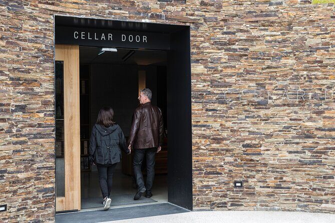 Yarra Valley Wine & Wildlife - Private Regional Tour - Cheese or gin tastings: the maker-led difference
